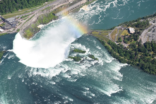 The Best of Canada feat. Toronto, Ottawa, Montreal and Quebec City